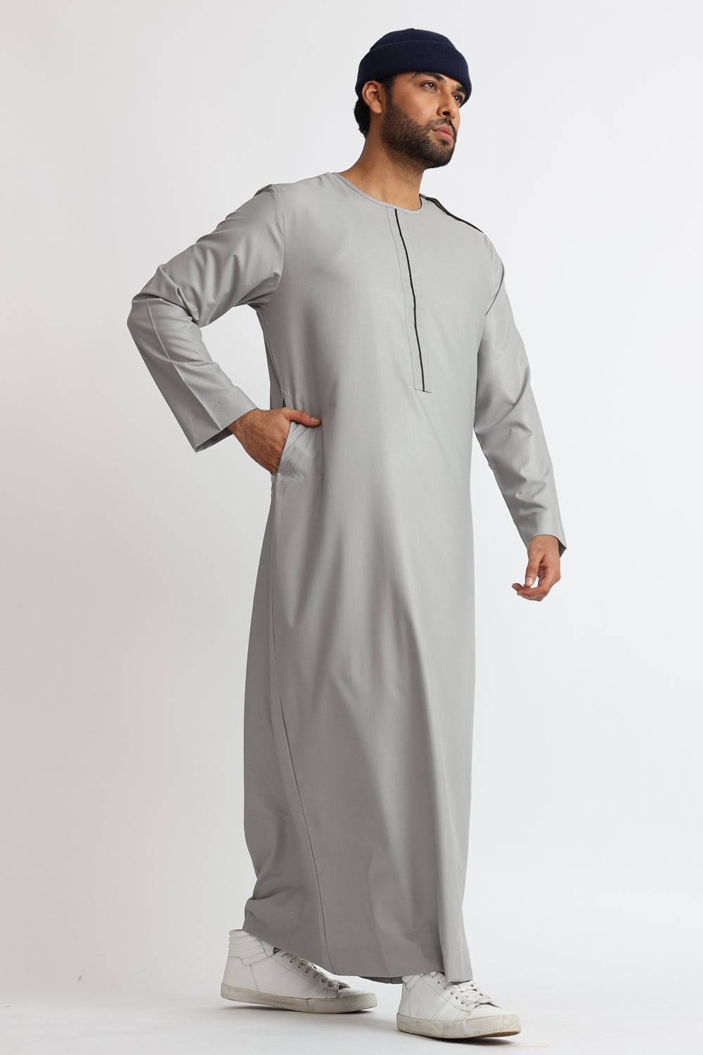 J106 Grey Omani