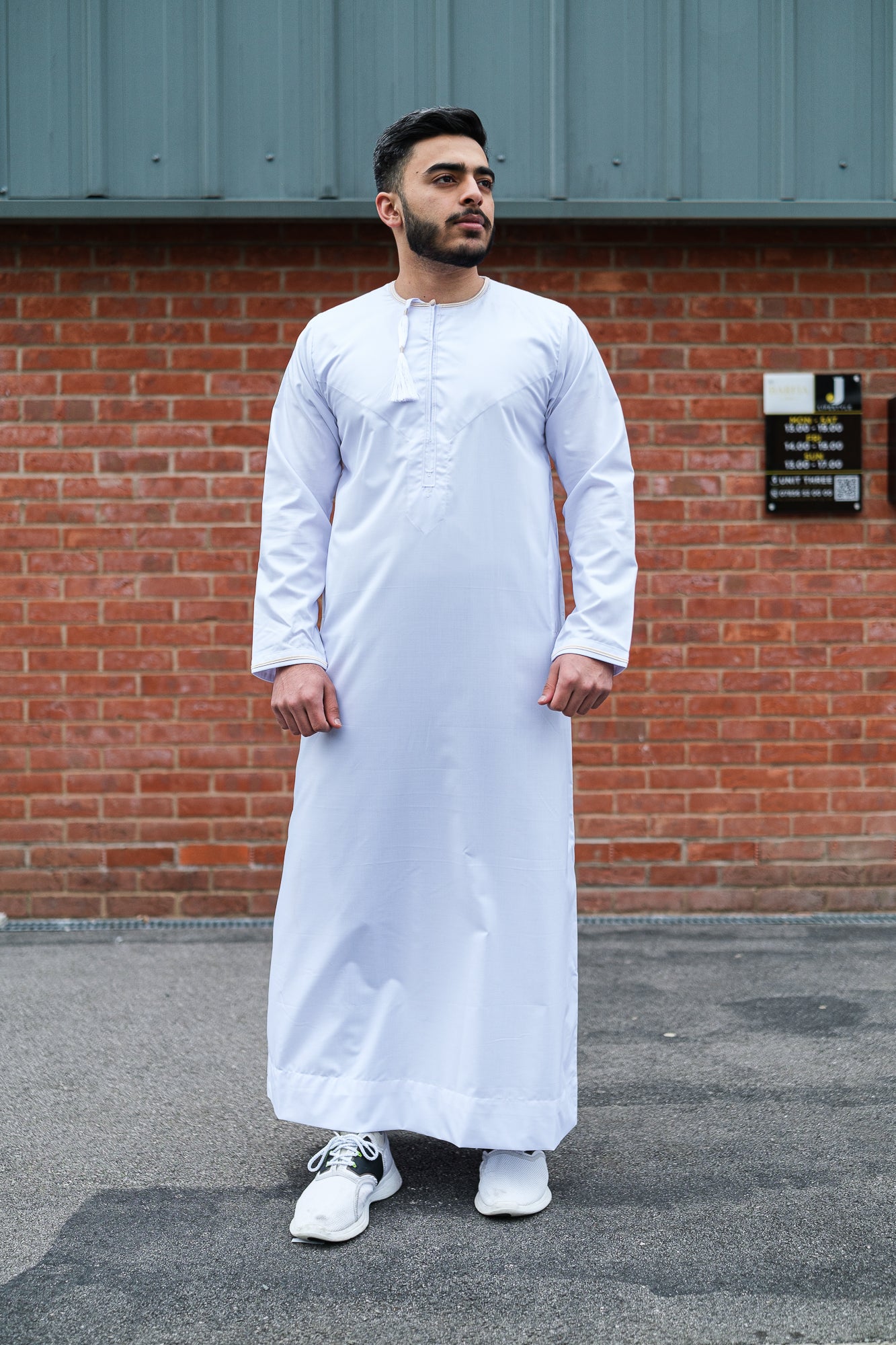 J100 C1 White/Cream Habeel Thobe