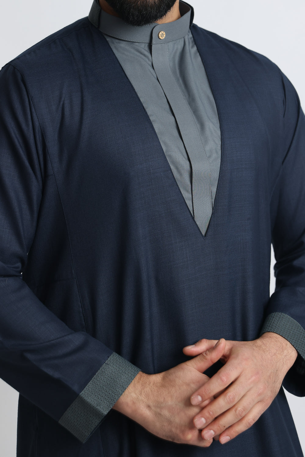 J117 Navy/Grey Tux Thobe