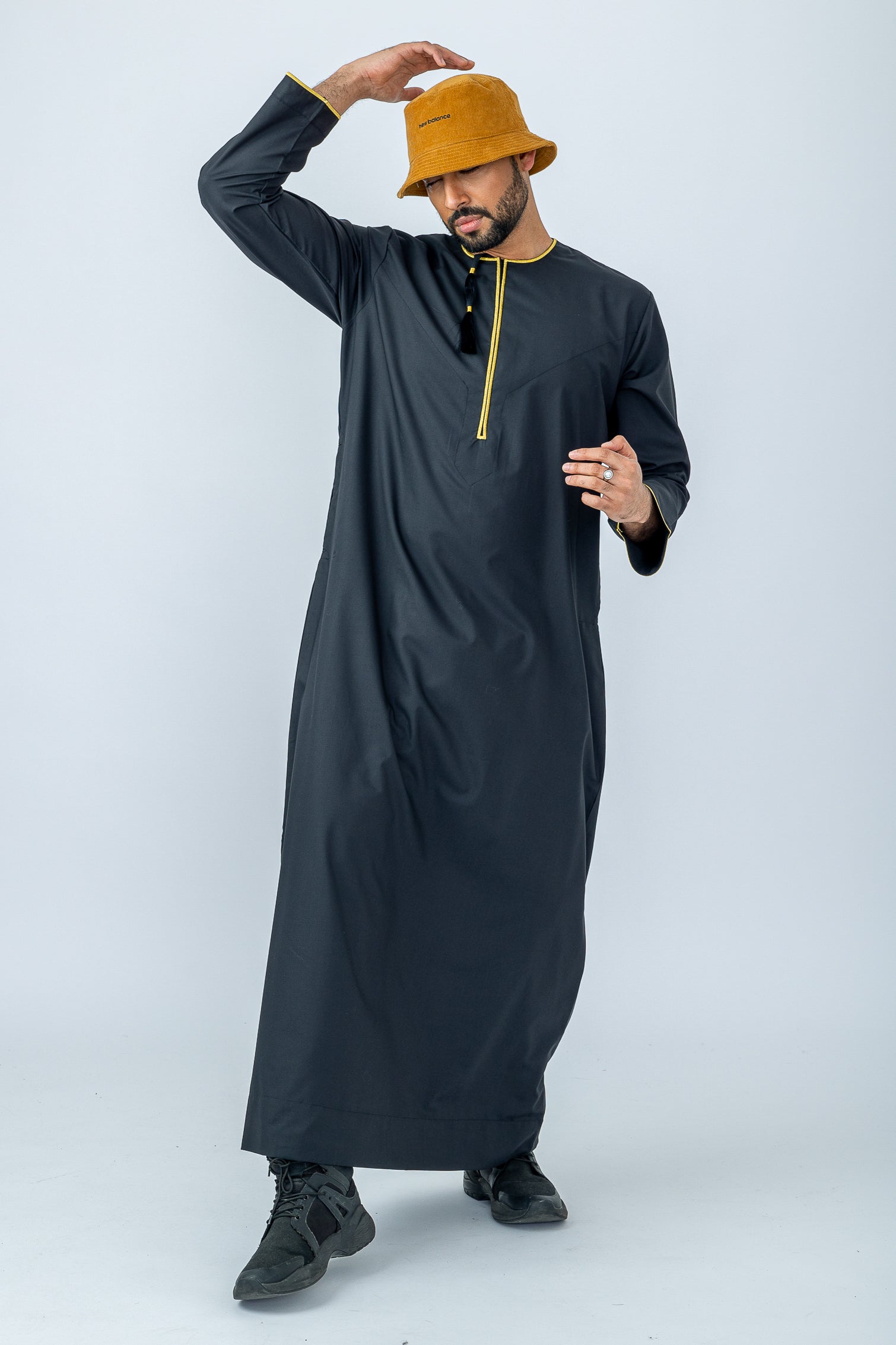 Black|Gold Habeel Thobe