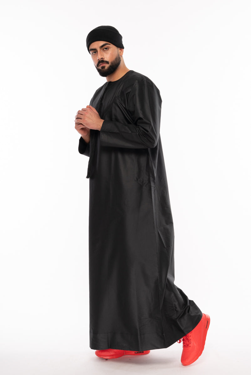 Black Emirati Style Thobe - jubbas.com